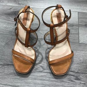 Reed Karloff strappy heels!